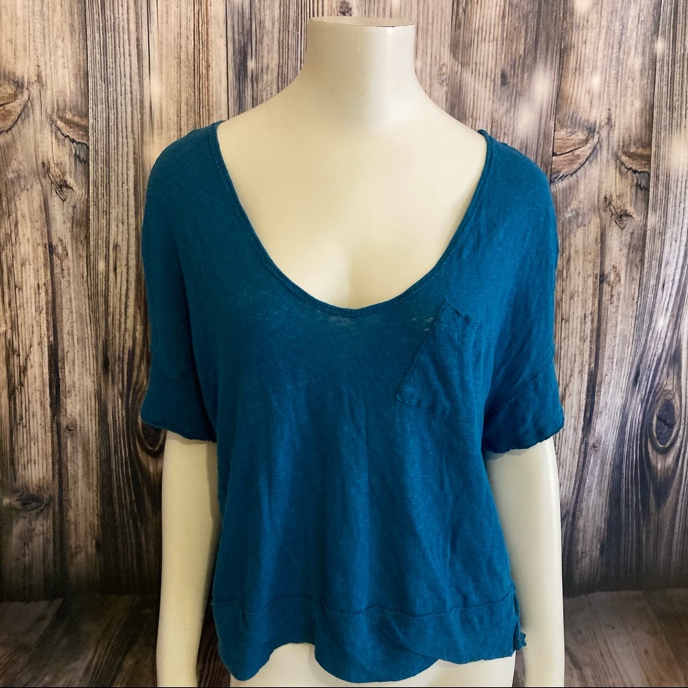 Sale 5 For $25 Free PeopleV Neck Cut Out Back Top